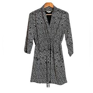 Bar III black and white lined long sleeve dress